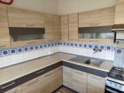 Meble kuchenne + stół w bardzo dobrym stanie