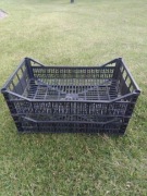 Skrzynki plastikowe 50x30x13cm stan bardzo dobry  pod dachem