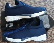 Nowe oryginalne buty sportowe PINKO 40