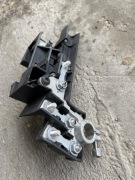 Klema plusowa K98J4590 audi 8k0 plus a4 b8