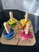 Drewniana układanka firmy Hape