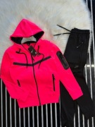 Stylowy komplet dziecięcy NIKE–bluza z kapturem, spodnie dresowe 164cm