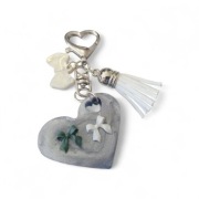 Brelok Unikati Serce z kokardkami