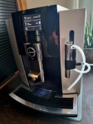 Automatyczny ekspres ciśnieniowy Jura E8 