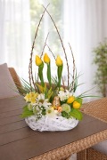 Wielkanocny stroik wiosenny – żółte tulipany