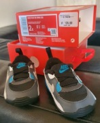 Buciki niechodki NIKE (NOWE) 17cm