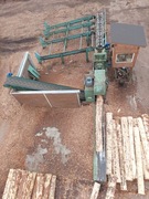 Sprzedam korowarka do drewna Valon Kone VK26 wraz z podajnikami komplet. 