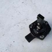 Czujnik poziomu oleju Audi A8D2 4.2 AQF 1J0907660B