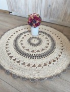 Dywanik okrągły na szydełku boho