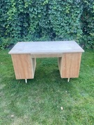 Drewniane stare biurko, piaskowane białe z szufladą