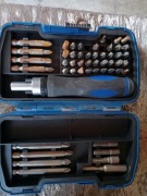 Zestaw wierteł i końcówek wkrętakowych bity