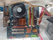 GA-EG43M-S2H + Q9550 + 2X2GB Samsung (800Mhz)