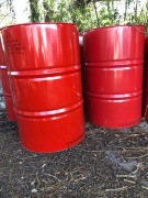 beczki po oleju spożywczym.