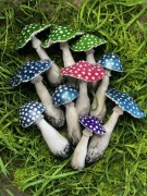 Grzybki, ozdoby do doniczki, 10 sztuk