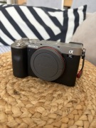 Sony a7c stylizowany na retro