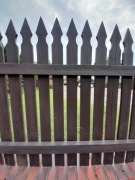 sztachety z modrzewia lub sosny