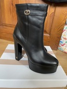 Skórzane botki carinii