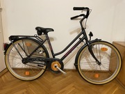 Sprzedam damski rower na kołach 26 cali z aluminiową ramą.