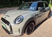 MINI Cooper SE - CarPlay