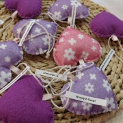 Świąteczne filcowe ozdoby zawieszki serca zestaw 8 szt