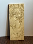 Płaskorzeźba z alabastru Art Nouveau w stylu Alfonsa Muchy – kobieta