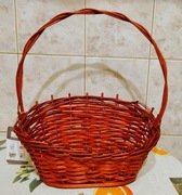 kosz, koszyk prezentowy wiklinowy z pałączkiem, na prezent, 