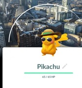 Pokemon Go Shiny Pikachu z tłem Manchester Road Trip Trade