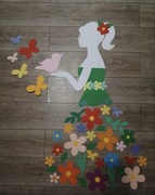 Dekoracja wiosenna pani wiosna z papieru szkoła dzieci gazetka