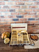 Walizka sztućce na 12 osób 