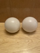 Klosze szklane zamknięte kula biała śr. 15 cm PRL