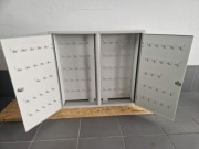 Metalowa szafka na klucze – duża, zamykana na klucz, 224 haczyków