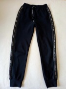 Nowe spodnie dresowe rozmiar S/M