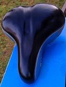 Siodło siodełko rowerowe z amortyzacją.