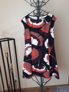 Sukienka w literę A w duże kwiaty rozmiar 38 M Cartoon czarna pomarańczowa