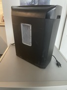 Niszczarka United Office UAV 300 A1