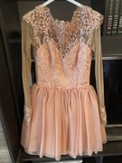 Sukienka MIA brzoskwiniowa LOU 