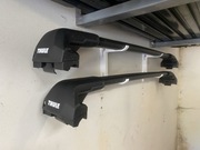 Wieszak ścienny na belki bagażnika dachowego THULE