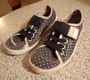 Kapcie do przedszkola domu r. 32