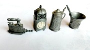 Zabytkowy zegar możdzierz dzbanek i żelazko z podstawą miniaturka z cyny