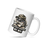 Kubek Najlepszy Karpiorz We Wsi – dla mistrza wędkarskiego zamieszania!