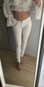Białe spodnie Terranova / rozm. S