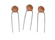 KONDENSATOR CERAMICZNY 27pF 50V 15SZT