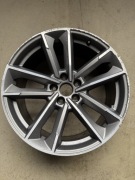 Felga 19 Audi Q3 SQ3 83A601025B