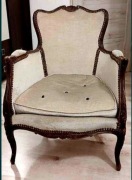 Fotel lata 90 antyk z drewnianymi krzesło