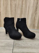 Czarne botki zamszowe VICES rozmiar 39