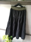 Spódnica czarna długa haftowana satynowa vintage  George roz 48 