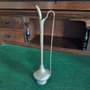 Indyjski dzbanek z cyny 