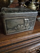 Stara puszka z motywami widoków Gdańska- kawa herbata