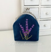 Portmonetka damska Lawenda haftowana ręcznie, portfel damski