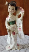 Vintage Daysun japońska figurka dziewczynka gejsza z wachlarzem lata 50te 